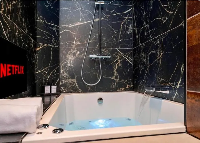 The Copper Cove Japanese Soaktub Retreat * 布雷得佛